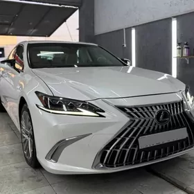 Lexus ES 350 2019