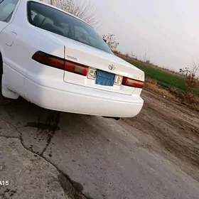 Toyota Camry 1999