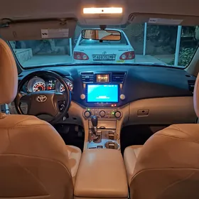 Toyota Highlander 2010