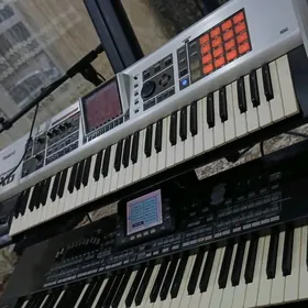 Roland Fantom x6