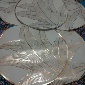 podtarelnik под тарелник