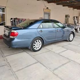 Toyota Camry 2005