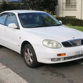 Daewoo Leganza 1998