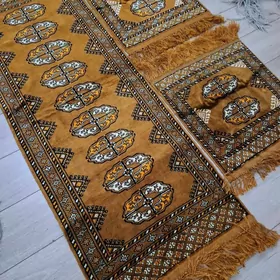 Gülýüpek haly maşyna