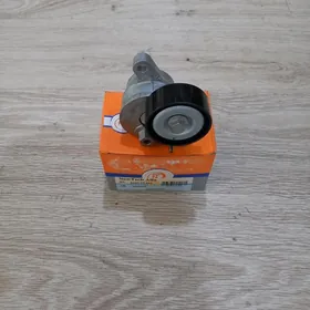 Natažitil rolik mers 276 mator