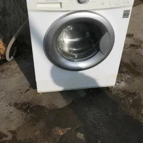 стиральная машина LG