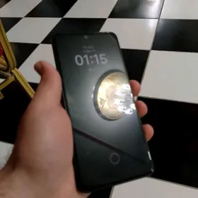 Redmi note 13 8+8/256gb