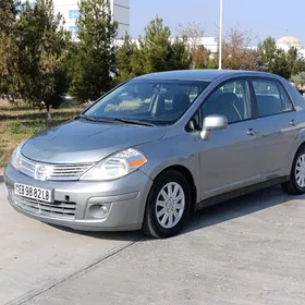 Nissan Versa 2010