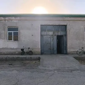 Satlyk Jay  Denow içi.