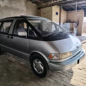 Toyota Previa 1992