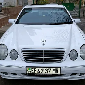 Mercedes-Benz E320 1998