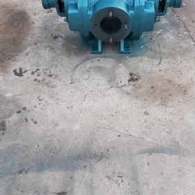 вакуумный насос