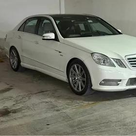 Mercedes-Benz E-Class 2012