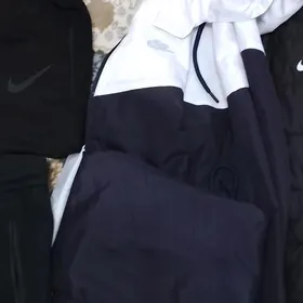 спортивку форму