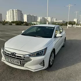 Hyundai Elantra 2020