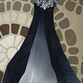 платья нарядные