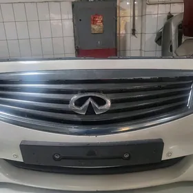 Infiniti G35 oblisowka