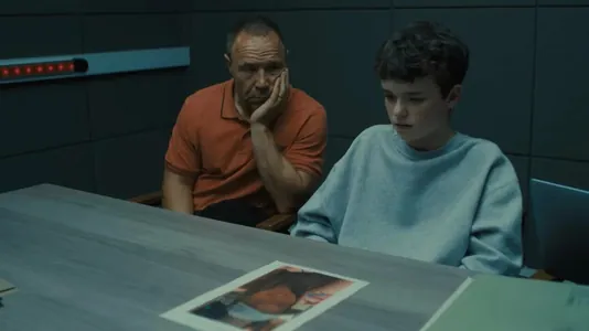 «Ýetginjeklik döwri» we «Andor»: Variety 2025-nji ýylyň iň gowy seriallaryny saýlady