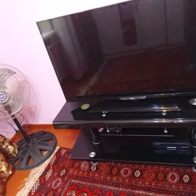 телевизор Filips диагональ 56.