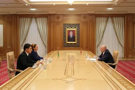 Mejlisiň Başlygy Latwiýanyň täze bellenen ilçisinden ynanç hatyny kabul etdi