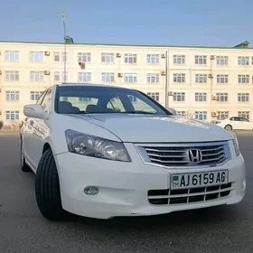 Honda Accord 2011