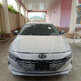Hyundai Elantra 2021