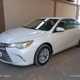 Toyota Camry 2017