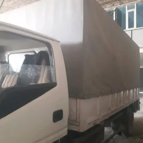 Mitsubishi Carisma 2008