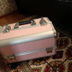 чемодан кейс