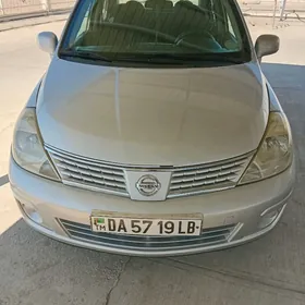 Nissan Versa 2010