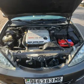 Toyota Camry 2004