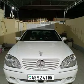 Mercedes-Benz S-Class 2000