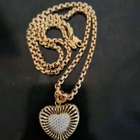 satlyk gyzyl klon bilen