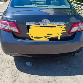 Toyota Camry 2011