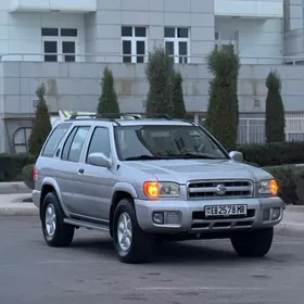 Nissan Pathfinder 2000