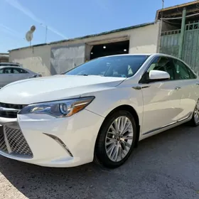 Toyota Camry 2016