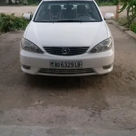 Toyota Camry 2005