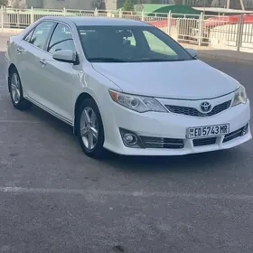 Toyota Camry 2012