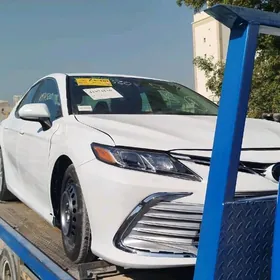 Toyota Camry 2022