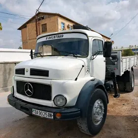 Mercedes-Benz ACTROS 3331 1989