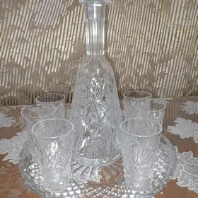 Графин с рюмками