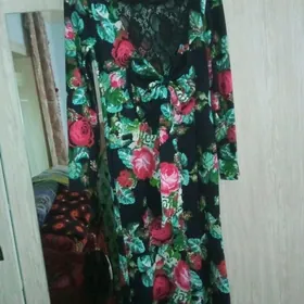 Платье разное