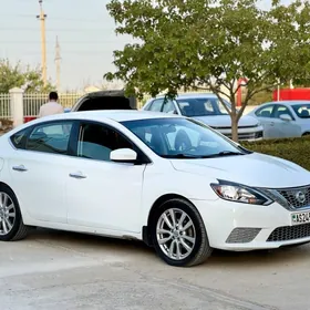 Nissan Sentra 2018