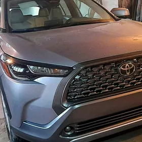 Toyota Corolla Cross 2024