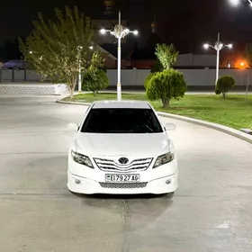 Toyota Camry 2011