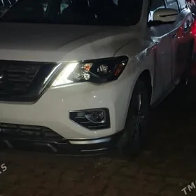 Nissan Pathfinder 2020