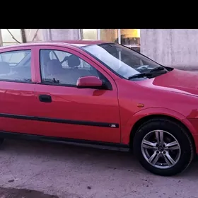 Opel Astra 1998