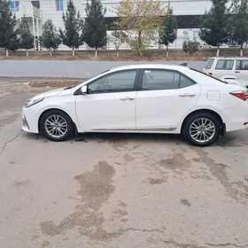 Toyota Corolla 2015