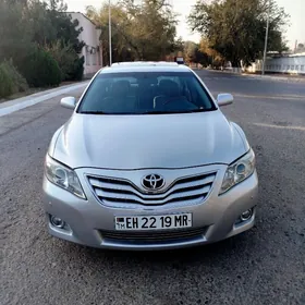 Toyota Camry 2010