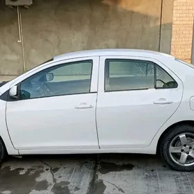 Toyota Yaris 2007